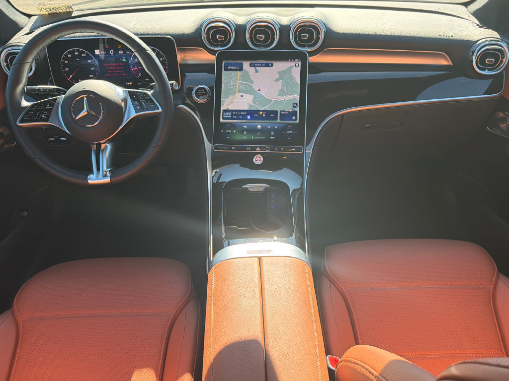 Used 2026 Mercedes-Benz GLC 300 image 6