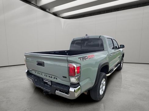 Used 2023 Toyota Tacoma TRD Off-Road AWD/4WD image 5