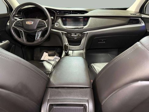 Used 2017 Cadillac XT5 Premium Luxury AWD/4WD image 19