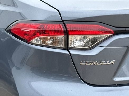 Used 2024 Toyota Corolla LE image 6