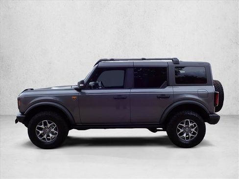 Used 2022 Ford Bronco Badlands AWD/4WD image 2