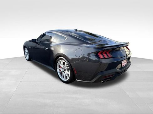 Used 2024 Ford Mustang GT Premium image 7