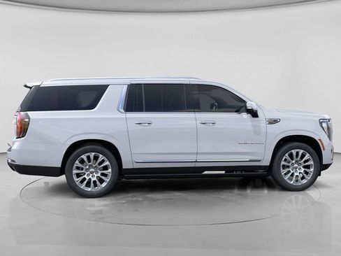 New 2026 GMC Yukon XL Denali w/ Sun & Power Step Package image 5