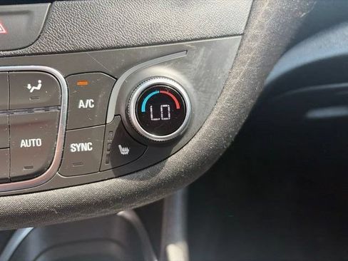 Used 2024 Chevrolet Malibu LT FWD image 22