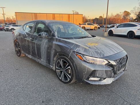 Used 2023 Nissan Sentra SR w/ SR Premium Package image 9