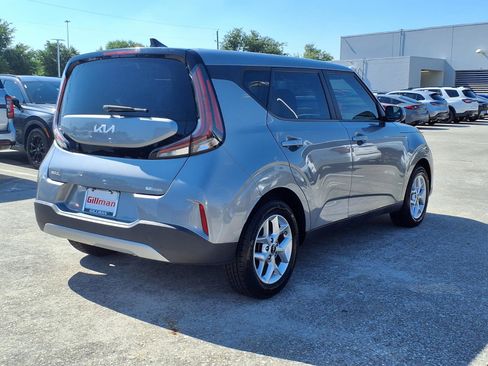 Used 2023 Kia Soul LX w/ Option Group 015 FWD image 24