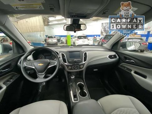 Used 2018 Chevrolet Equinox LS AWD/4WD image 27