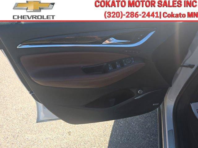 Used 2018 Buick Enclave Avenir w/ Avenir Technology Package AWD/4WD image 13