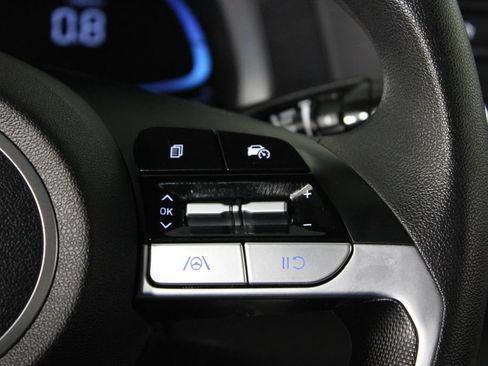 Certified 2025 Hyundai Elantra SE FWD image 27