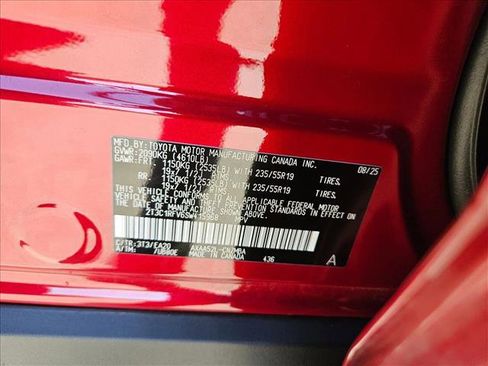 Used 2025 Toyota RAV4 XLE Premium image 27