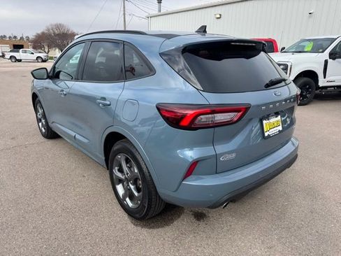 Used 2023 Ford Escape ST-Line w/ Tech Pack #1 image 5