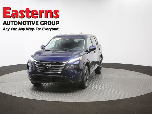 Used 2024 Nissan Rogue SV AWD/4WD image 53