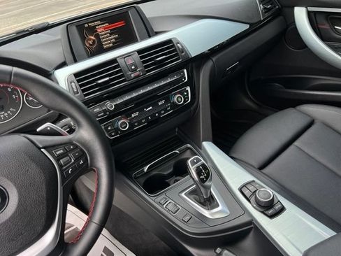 Used 2016 BMW 328i Sedan RWD image 37