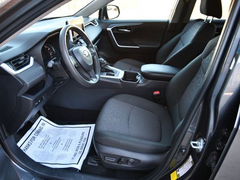 Used 2024 Toyota RAV4 XLE image 21