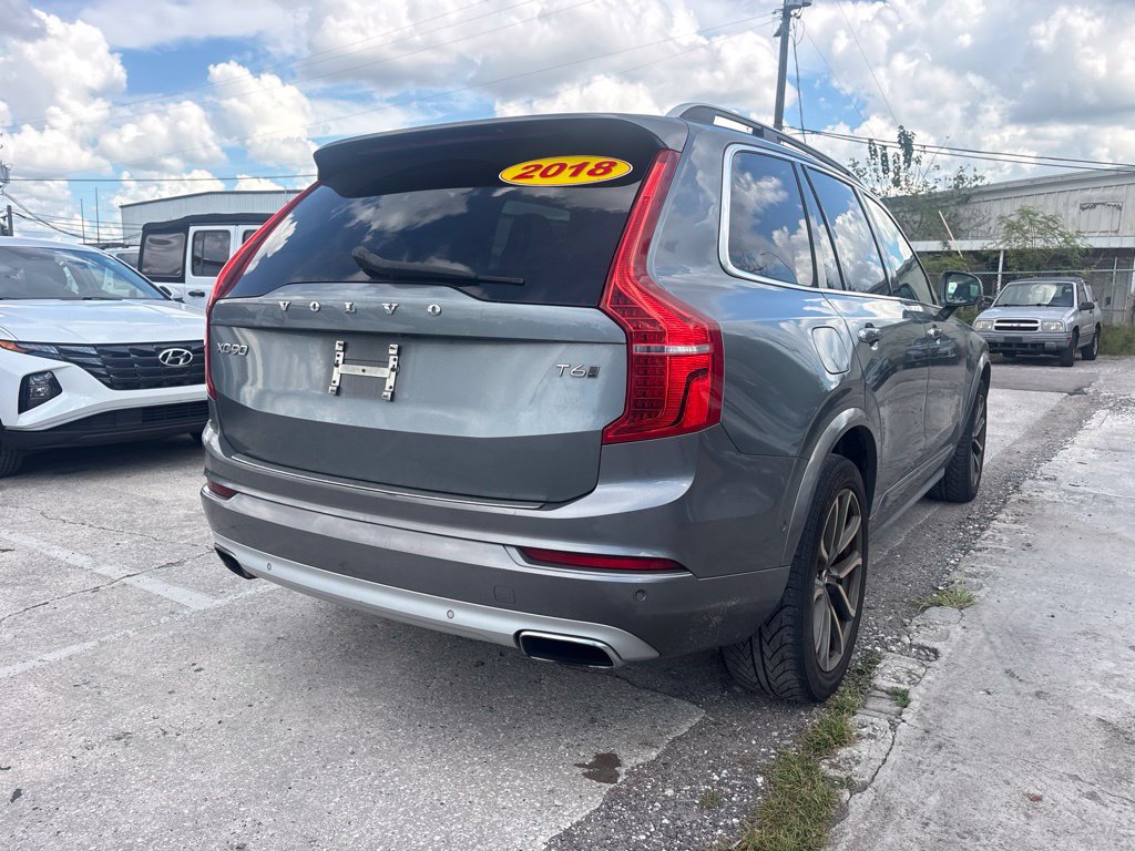 Used 2018 Volvo XC90 T6 Momentum w/ Convenience Package AWD/4WD image 3