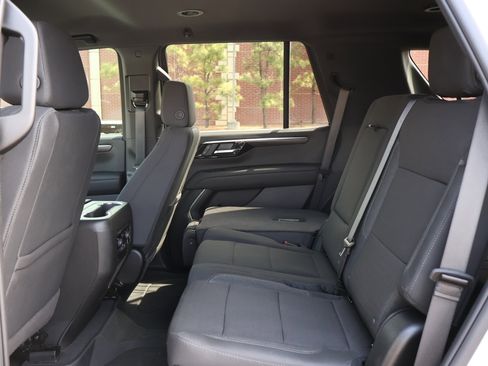 New 2026 Chevrolet Tahoe LS image 18