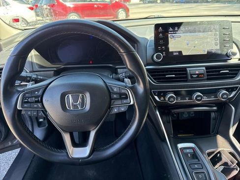 Used 2021 Honda Accord Touring image 13
