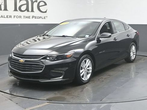 Used 2018 Chevrolet Malibu LT FWD image 33