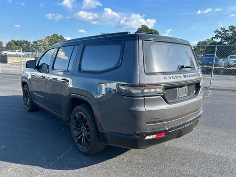 Used 2023 Jeep Grand Wagoneer Series III w/ Rear Seat Video Group 1 AWD/4WD image 3