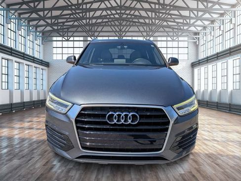 Used 2018 Audi Q3 2.0T Premium Plus w/ Premium Plus Package FWD image 36