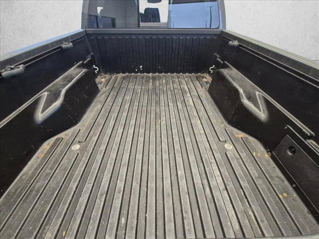 Used 2022 Toyota Tacoma SR5 w/ Technology Package RWD image 6