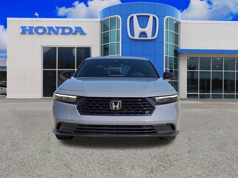 Used 2024 Honda Accord Sport image 8