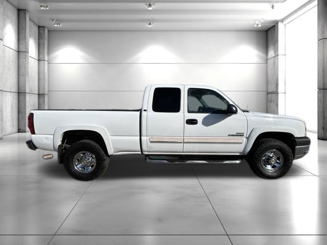 Used 2004 Chevrolet Silverado 2500 LS RWD image 9