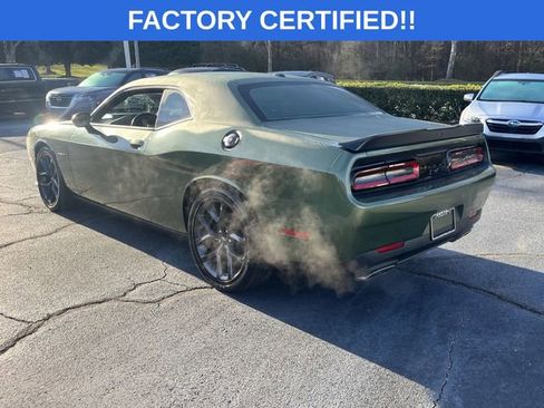Certified 2022 Dodge Challenger R/T w/ Blacktop Package image 5