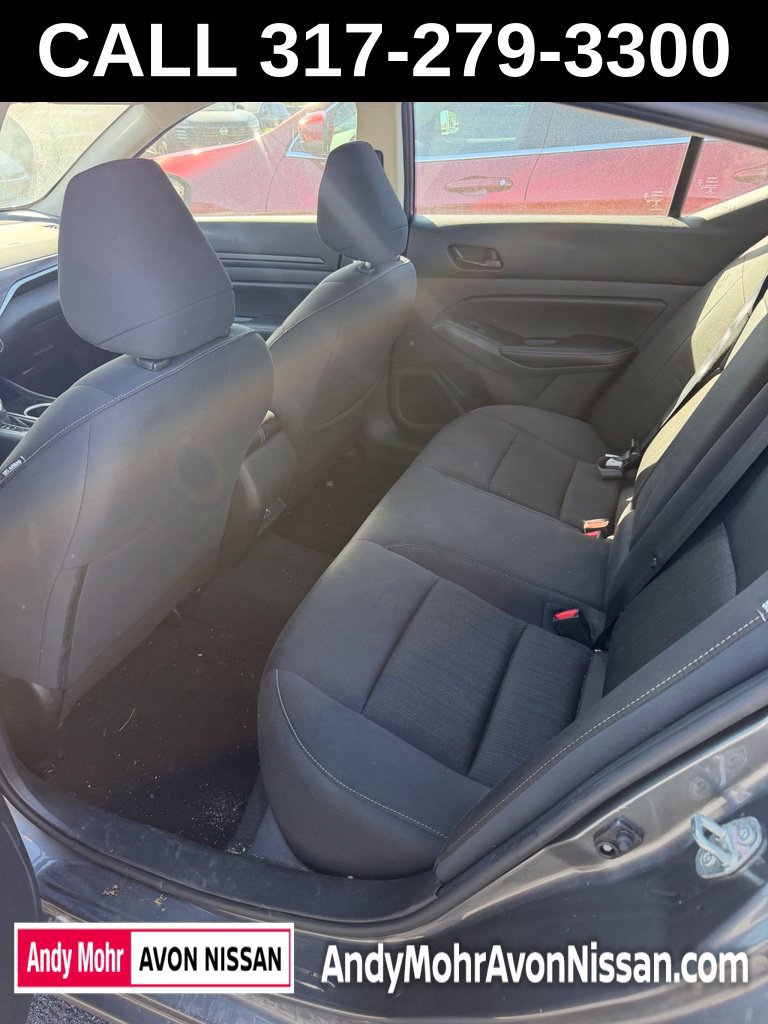 Used 2024 Nissan Altima 2.5 SV FWD image 8