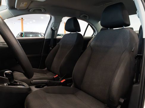 Used 2012 Volkswagen Jetta S FWD image 15