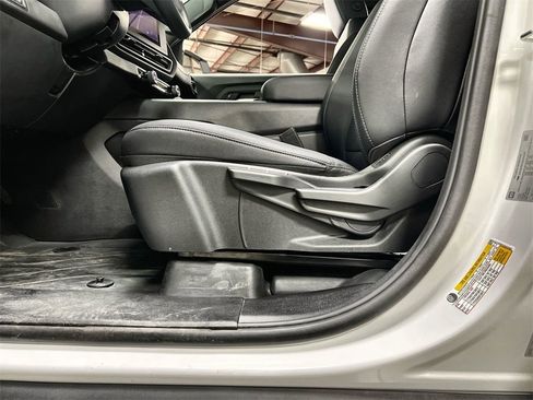 Used 2025 Chevrolet Silverado EV W/T image 12