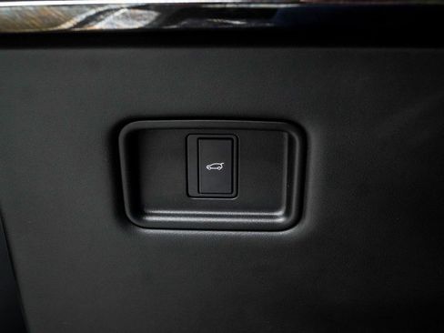 Used 2023 Land Rover Range Rover Sport SE AWD/4WD image 39
