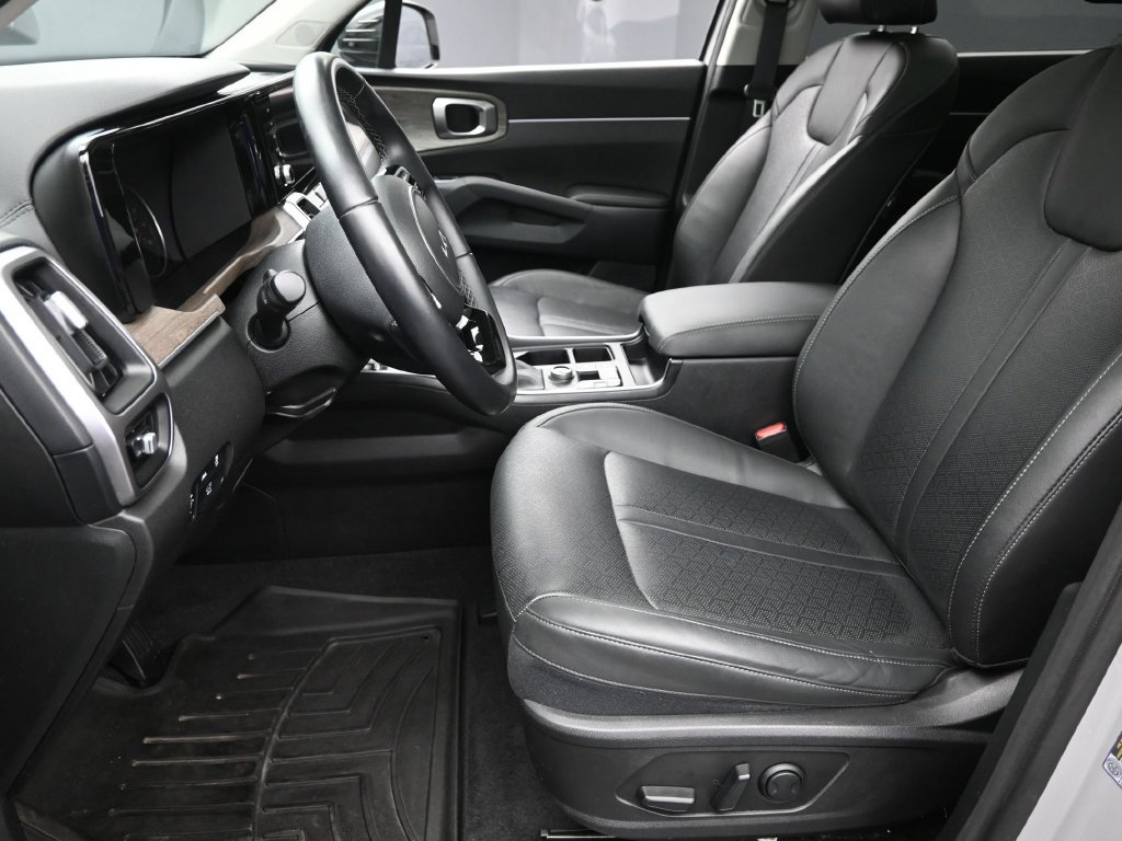 Used 2023 Kia Sorento X-Line EX AWD/4WD image 19