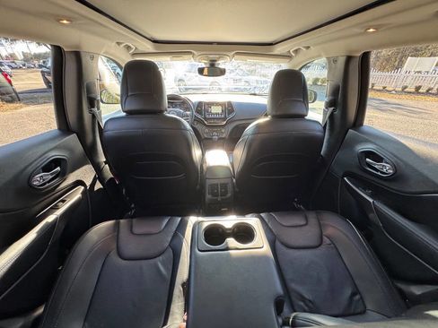 Used 2019 Jeep Cherokee Limited image 47