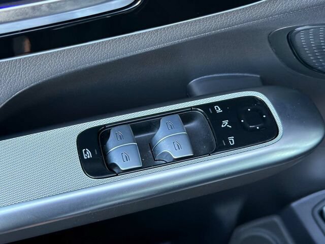 Certified 2025 Mercedes-Benz GLC 350e 4MATIC image 12