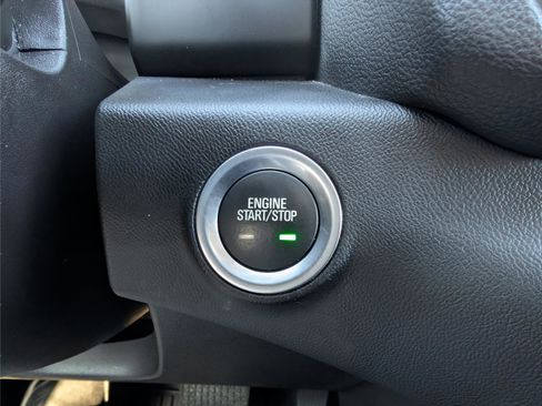 Used 2024 GMC Terrain SLE image 20