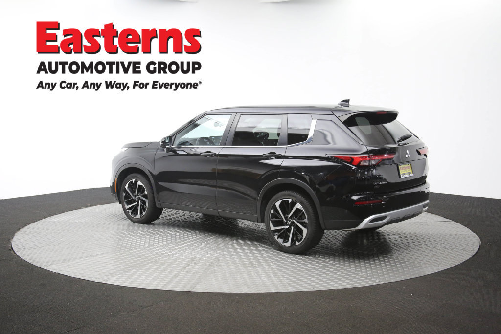 Used 2024 Mitsubishi Outlander SE FWD image 65