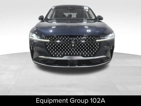 Certified 2024 Lincoln Nautilus Premier w/ Equipment Group 102A image 2