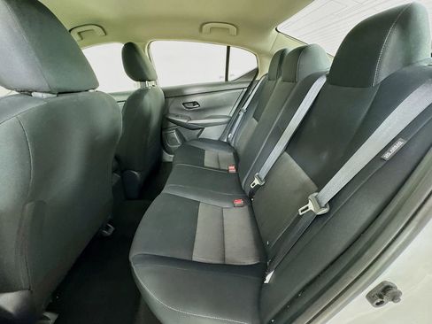 Used 2024 Nissan Sentra SV FWD image 28