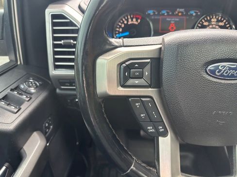 Used 2017 Ford F150 Platinum w/ Equipment Group 701A Luxury AWD/4WD image 17
