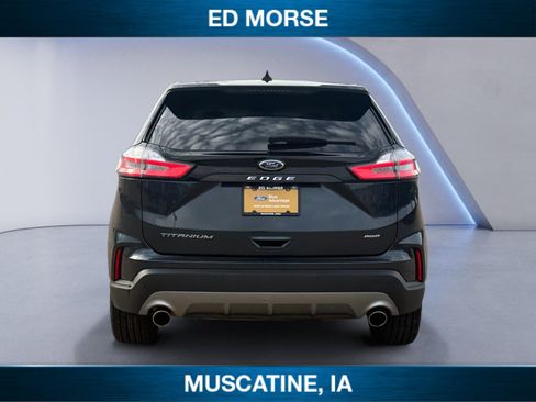 Certified 2024 Ford Edge Titanium image 4