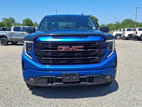 Used 2022 GMC Sierra 1500 Elevation AWD/4WD image 5