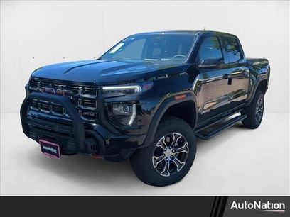 New 2025 GMC Canyon AT4 w/ Off-Road Front Bumper Package