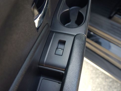 Used 2018 Honda Pilot EX-L image 32