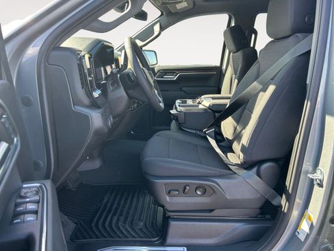 Used 2023 Chevrolet Silverado 1500 RST AWD/4WD image 10