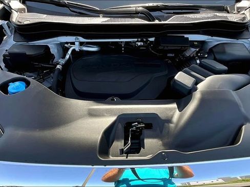 New 2025 Honda Ridgeline RTL image 14