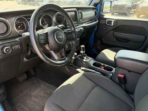 Used 2022 Jeep Wrangler Unlimited Sport image 11