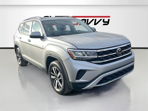 Used 2023 Volkswagen Atlas SE image 1