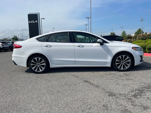 Used 2020 Ford Fusion SE AWD/4WD image 8