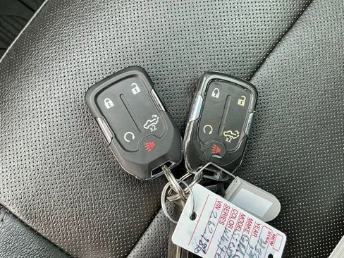 Used 2019 GMC Sierra 1500 SLT w/ SLT Premium Package image 21